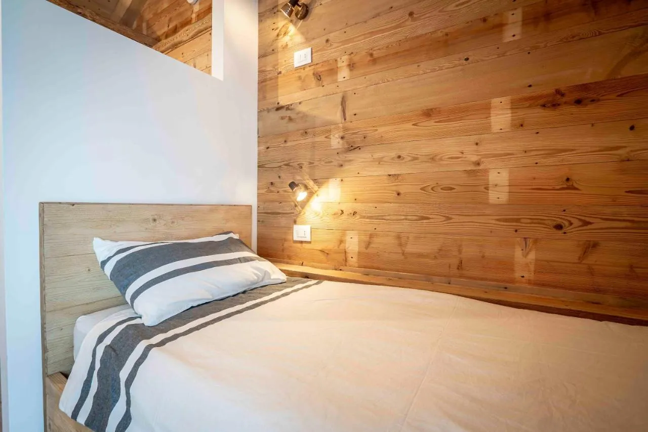 Casa Ekharle - Affittacamere Rotzo Guest house